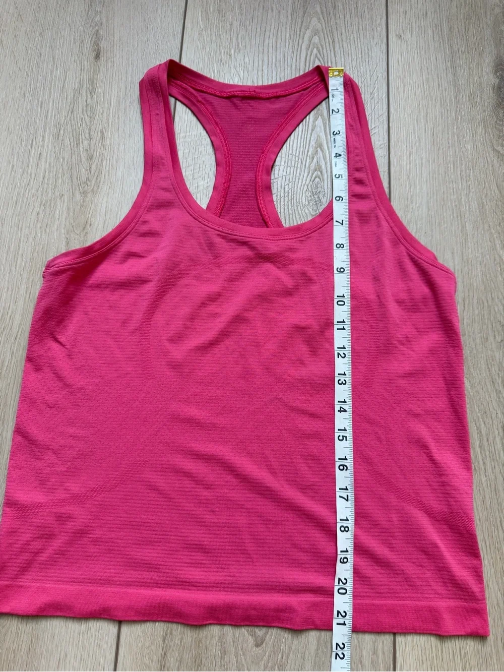 lululemon athletica lululemon swiftly